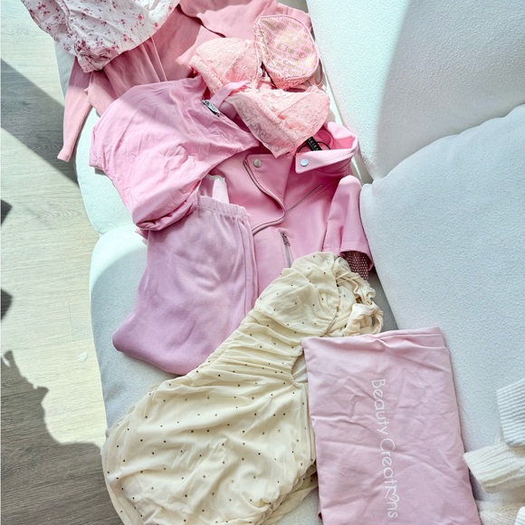 Girly clothing bundle - Picture 3 of 6